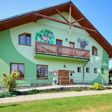 Restaurace A Penzion Kamenec Jilešovice Exteriör bild